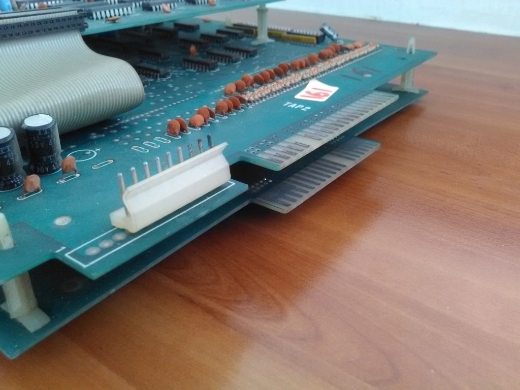 Aide pour branchement PCB Colt 1986 Img_2013