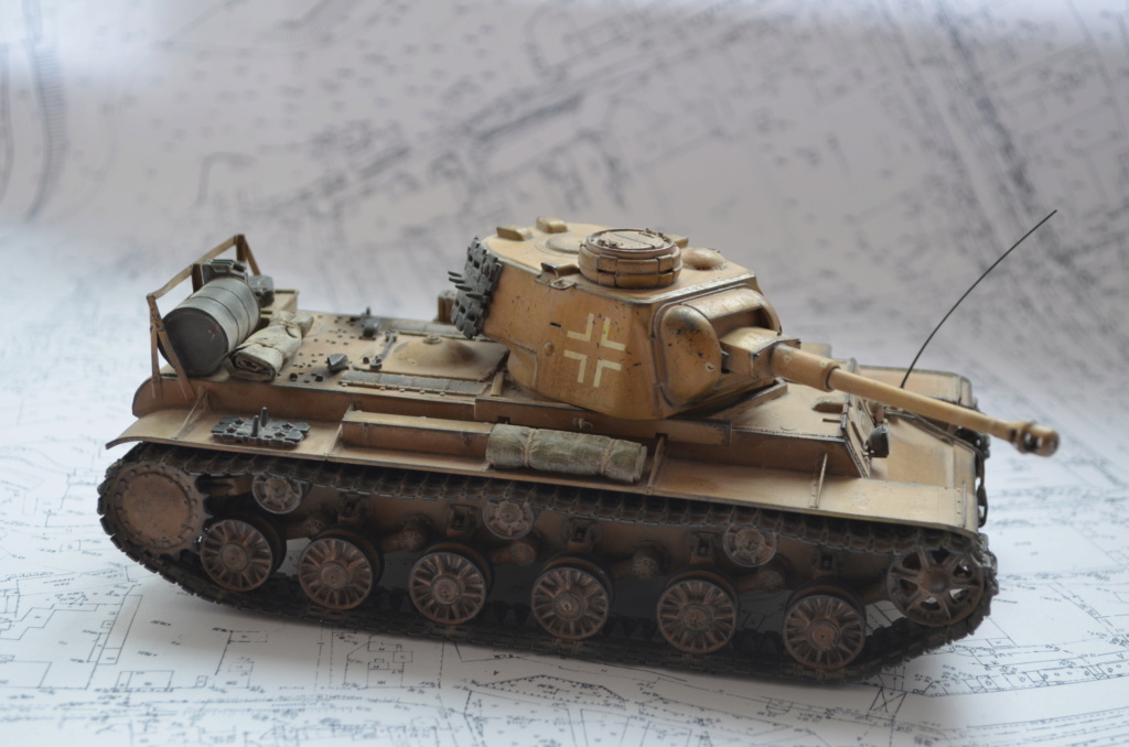Pz.Kpfw KV-1 756(r) tank Trumpeter  1:35 Dsc_0111