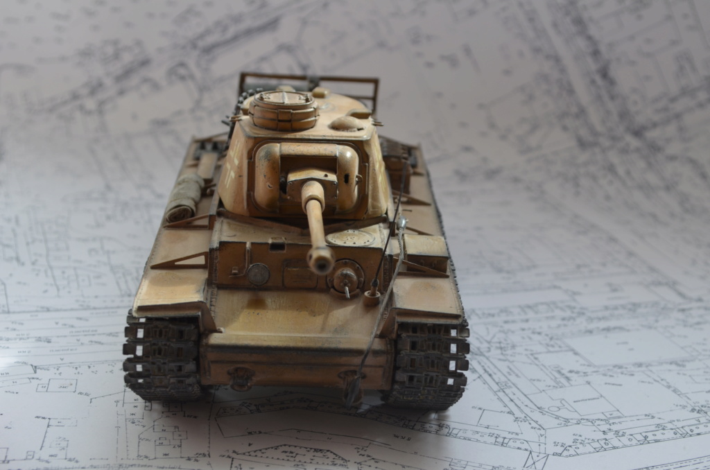 Pz.Kpfw KV-1 756(r) tank Trumpeter  1:35 Dsc_0114