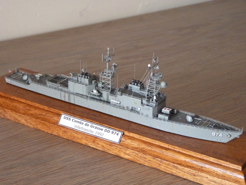 USS SPRUANCE Echelle 1/700 P1110211