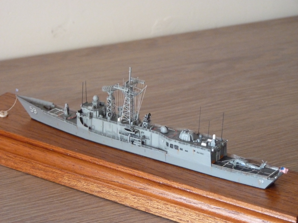 Mes maquettes US Navy - Page 3 P1120124
