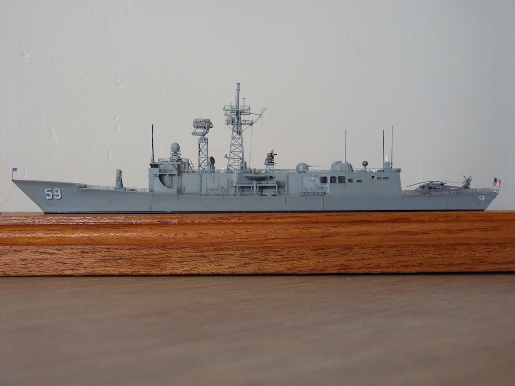 Mes maquettes US Navy - Page 3 P1120127