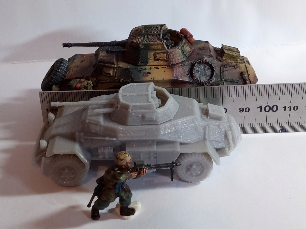 [recherche] Sdkfz 222 1/56 Img_2033