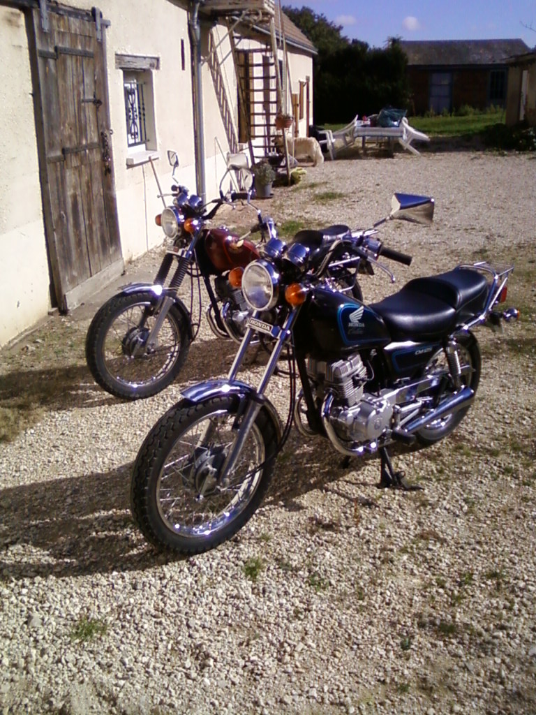 Peinture Honda CM 125 C de 1999 Octobr34