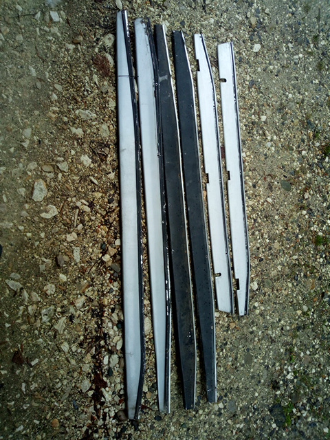 Cherche "Rocker panels" Img_2026