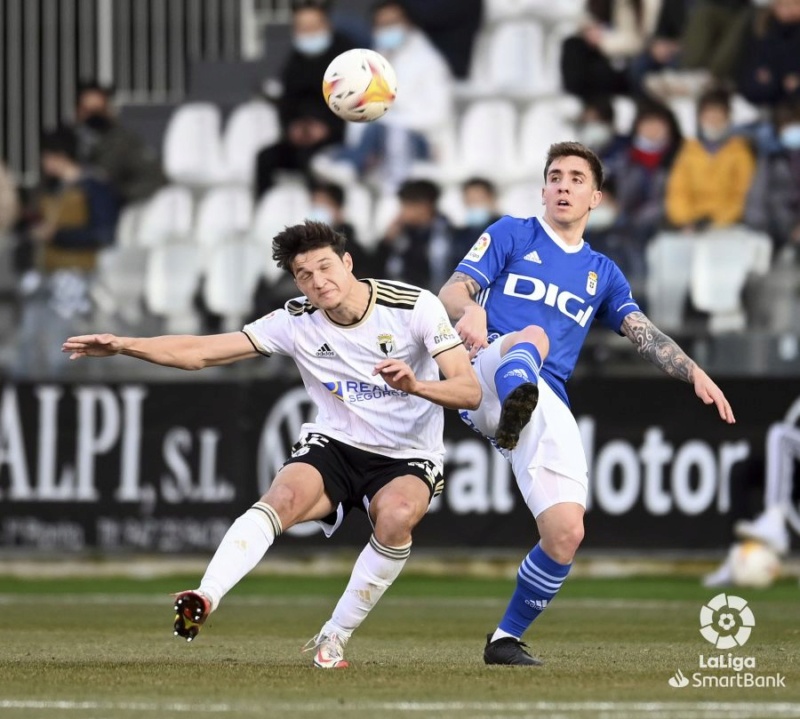 JORNADA 28 LIGA SAMARTBANK 2021/2022  BURGOS CF-REAL OVIEDO (POST OFICIAL) 010a3310