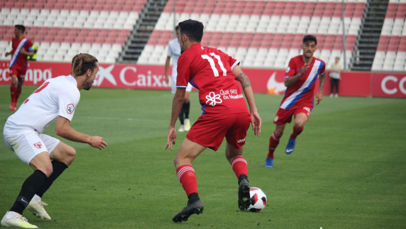 ASI VIERON LOS PERIODICOS EL SEVILLA ATLETICO 1-RECRE 2: 06191