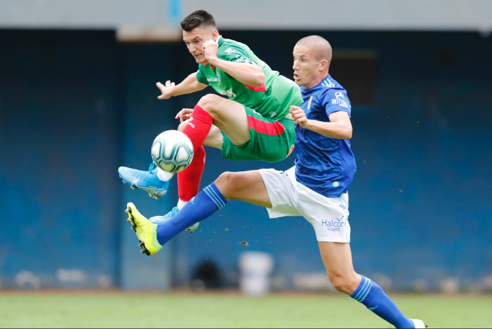 DEPORTIVO ALAVES-REAL OVIEDO (AMISTOSO PRETEMPORADA) 11231