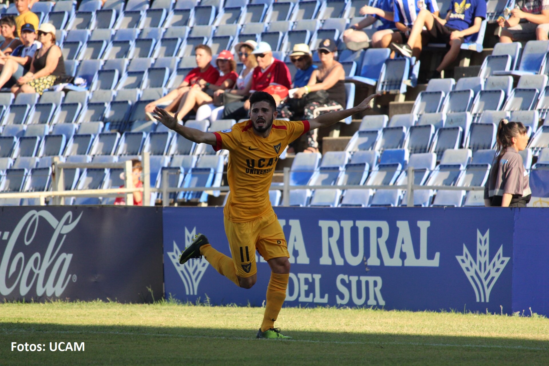 ASI VIERON LOS PERIODICOS EL RECRE 0-UCAM MURCIA 1 1529