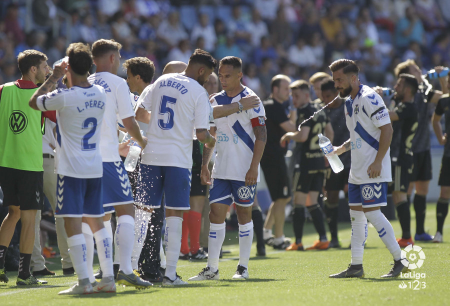 J.40 LIGA 123 TEMPORADA 2018/2019 CD TENERIFE-REAL OVIEDO (POST OFICIAL) W_900157