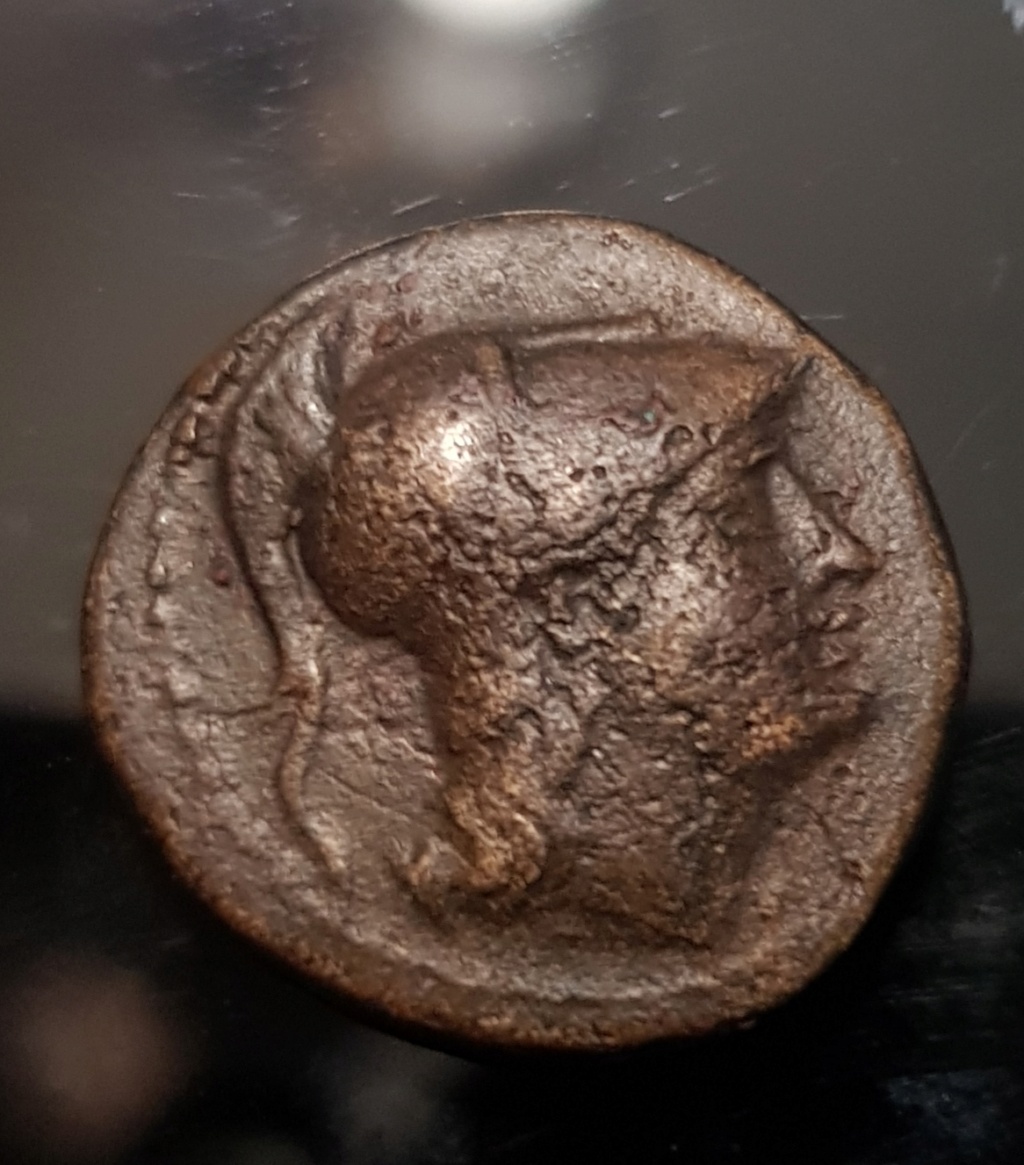 Unidad de cobre de Antígono II Gónatas. Reino de Macedonia, c.250 a.C. Img-2032