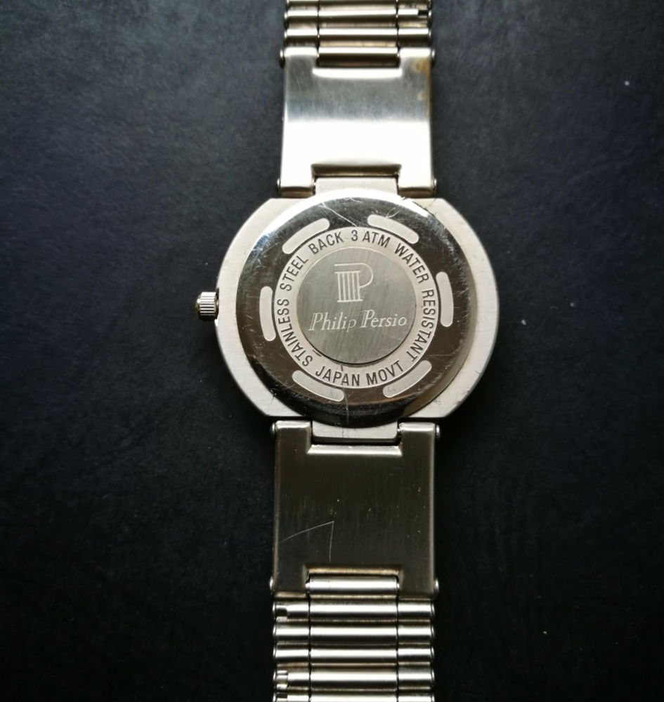 Ouvrir une montre Philip Persio Water resistant Montre11