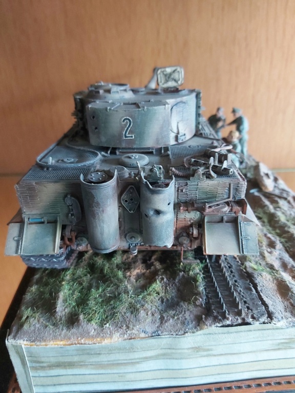 Tigre I Schwere Panzer-Abteilung 3/ 508 (bris de chenilles) - Char Tamiya, Zimmerit Attac - 1/35 20201229