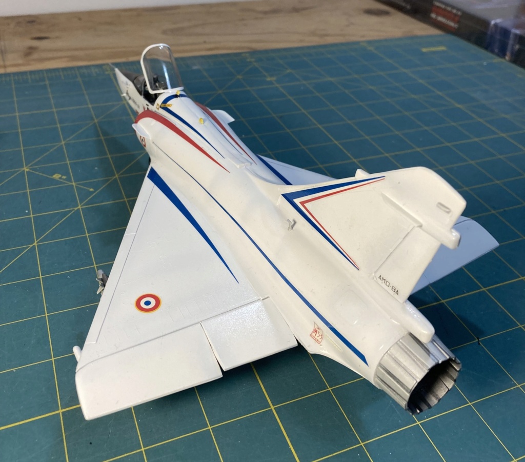 [MONOGRAM] Mirage 2000-01 1/48  Img_5834