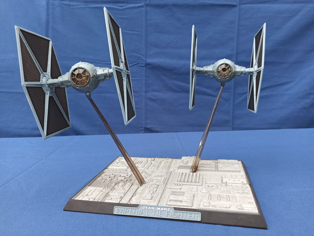 Mes maquettes Star Wars Img_2011