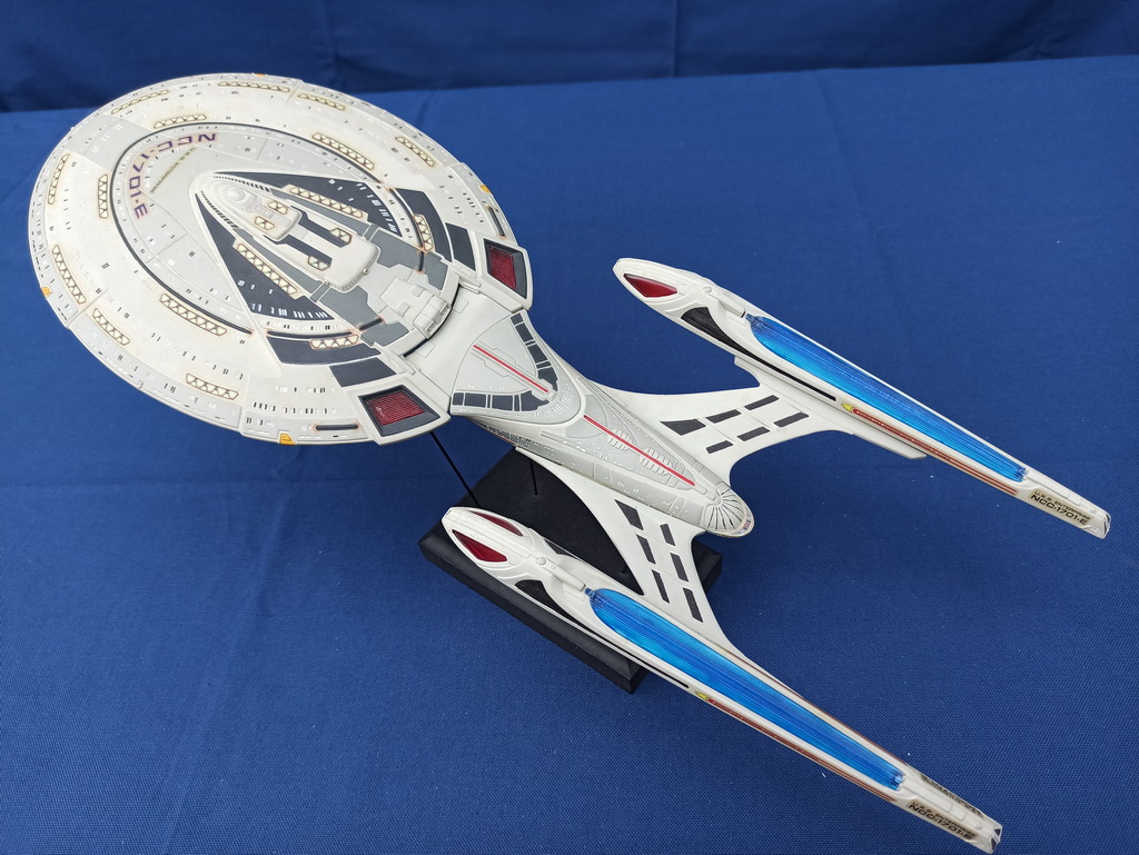 Mes maquettes Star Trek Img_2031