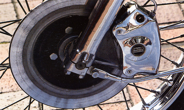 1000 Triumph Quadrant 1975 Disque10