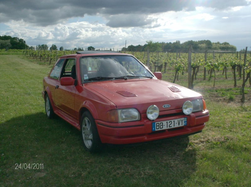 mon RS turbo rouge , 20 ans apres avoir eu ma noire quasi neuve! 00510