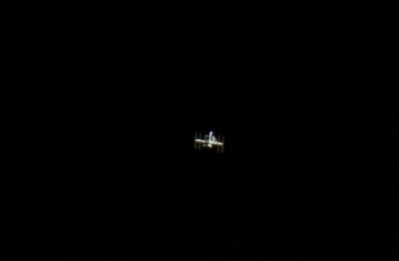 L'Ombre d'ISS qui plane au-dessus de nos ttes... Iss_0210