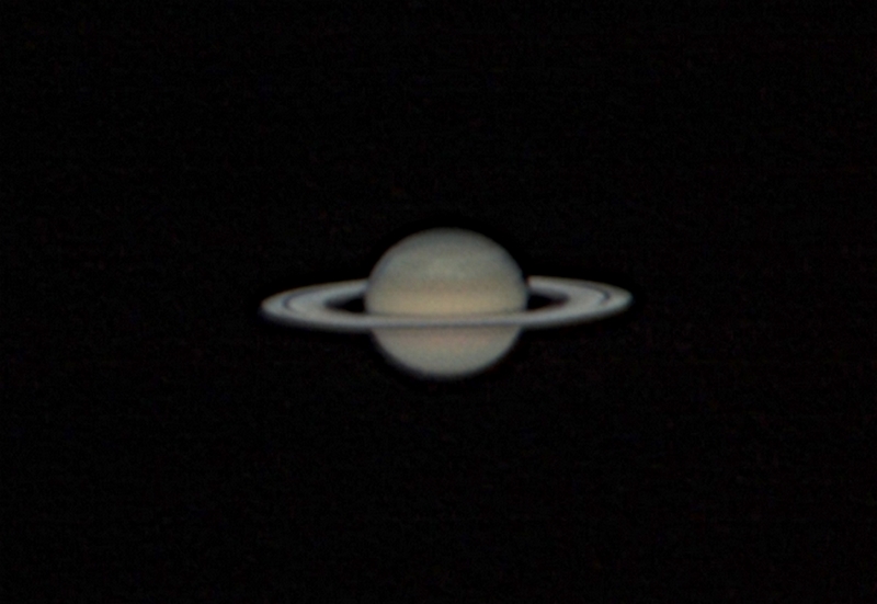 Un peu d'actualit sur Saturne, seigneur des anneaux...  Rtema309
