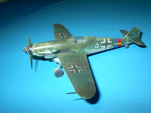Messerschmitt Bf109 g-10 [revell] 1/72 Avions13