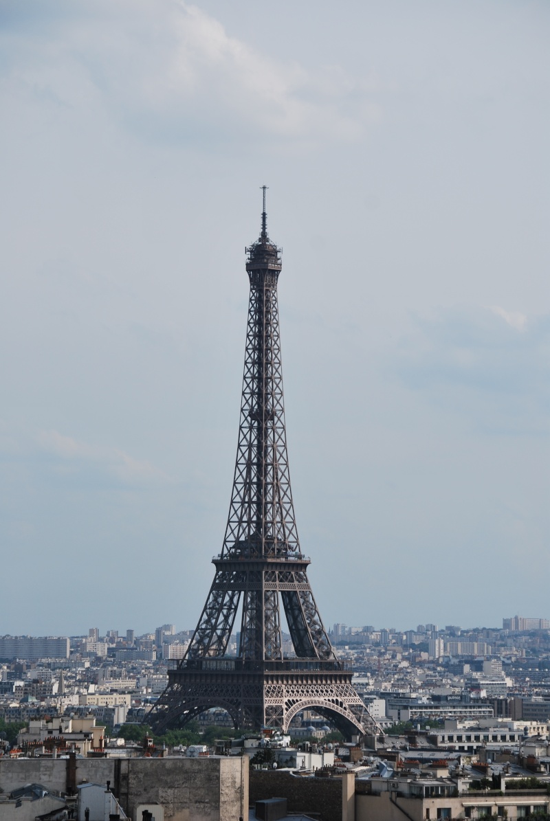 Tour Eiffel depuis l'Arc de Triomphe Dsc_0110