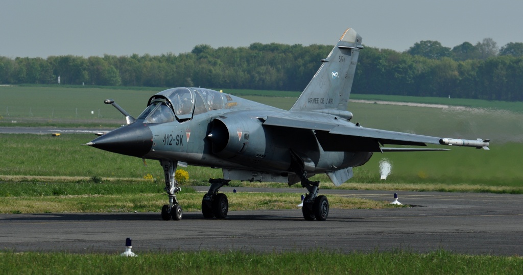 Dassault Mirage F1 - Page 31 Ba_11237