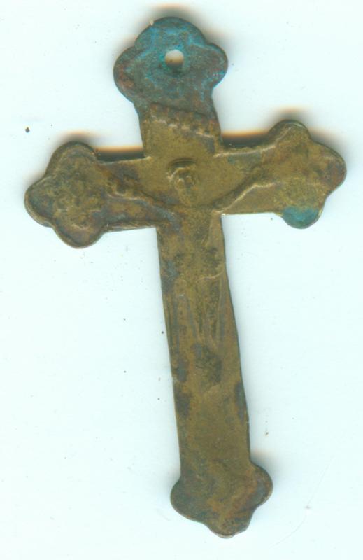 petite croix en  cuivre jaune - début XIXème Croix014