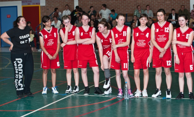 Finale Minimes Fem Aulnoy / Aulnoye-Aymeries. _dsc0421