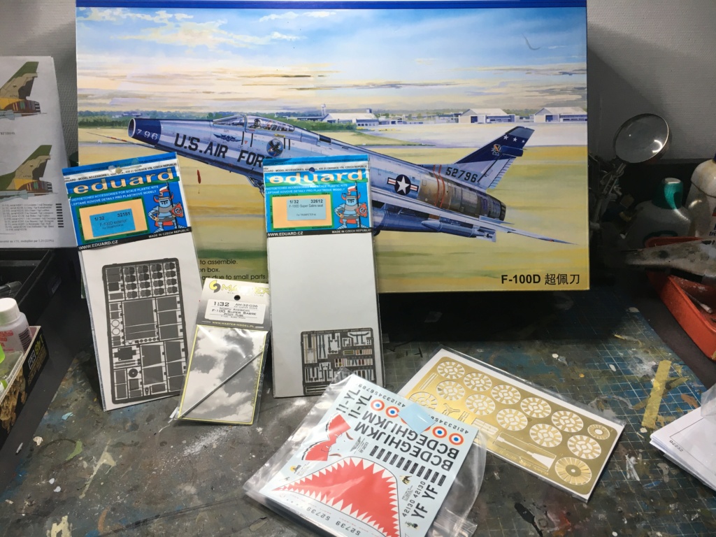 F 100-D TRUMPETER 1/32 F100d_10