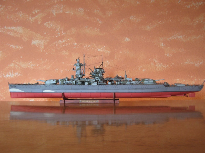Graf Spee 1:200 von GPM Img_1313