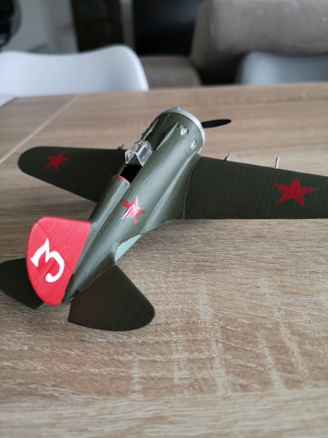 Polikarpov I-16 1/48 de chez ACADEMY Img_2019