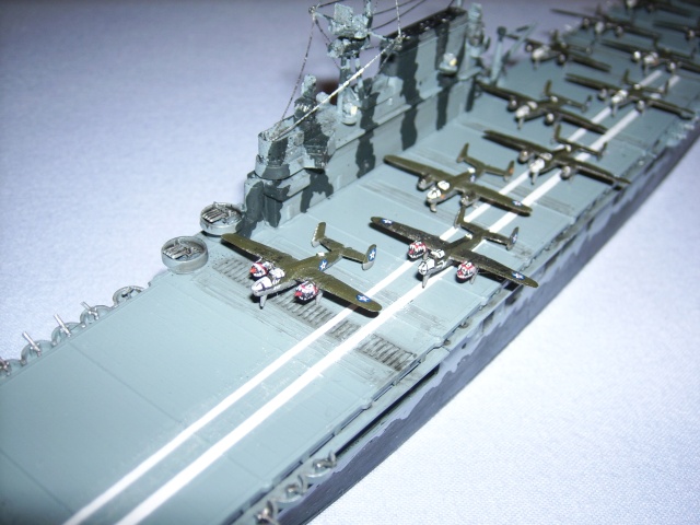 le USS hornet C-V8 Spa51916