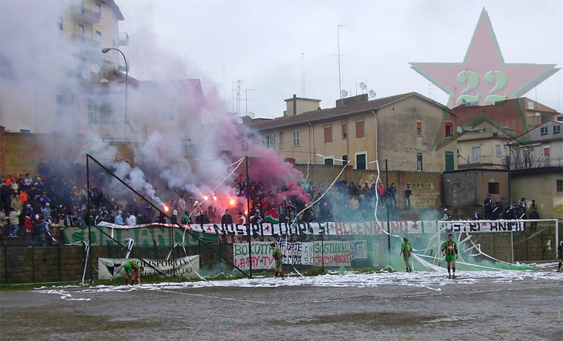 Stagione Ultras 2004/2005 - Pagina 3 Cnsc320