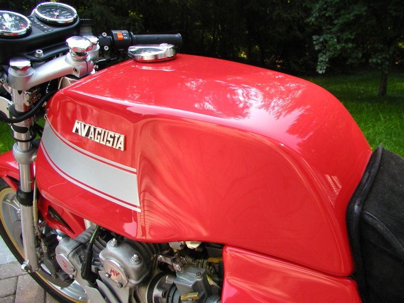 La moto dont vous rêvez quand vous étiez gosse - Page 3 49985610