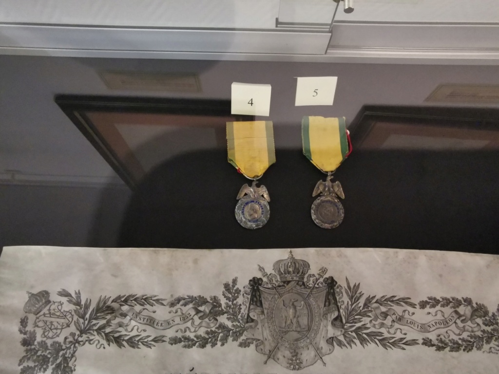 Exposition  au musée militaire de St Maixent : le Bijou de l'Armée Img_2175
