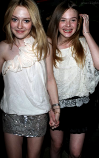 Dakota & Elle Fanning Dakota39