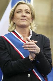 la france devient une dictature !!!!!!!!!!!!! Marine10