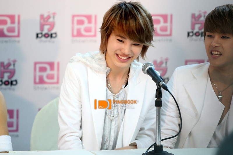[PICS] 210411 Infinite lors de la conférence de presse du Concert de Charité K-POP en Thaïlande 16tb10