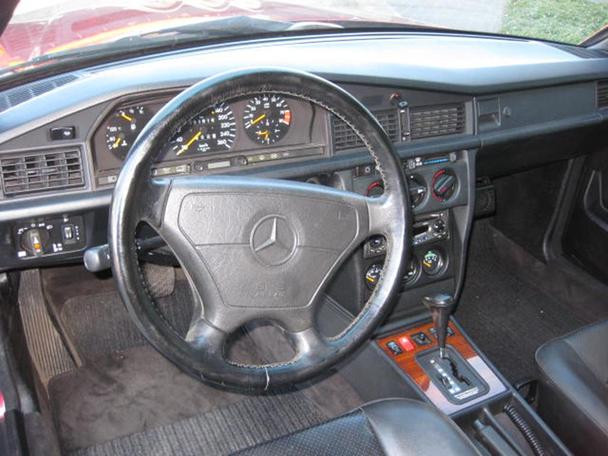 [Historique] La Mercedes 190E 2.5-16 (W201) 1988-1993  28667413