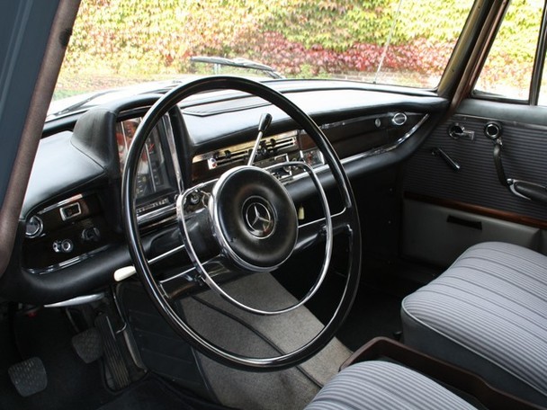 Les Mercedes 230 S / 220 SE Grosse Heckflosse  (W111) 1961-1965   32091517