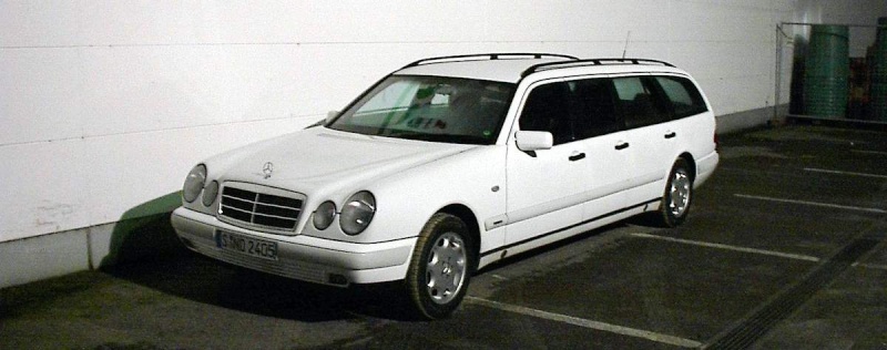 Limousines Mercedes  - Page 2 F48koe33