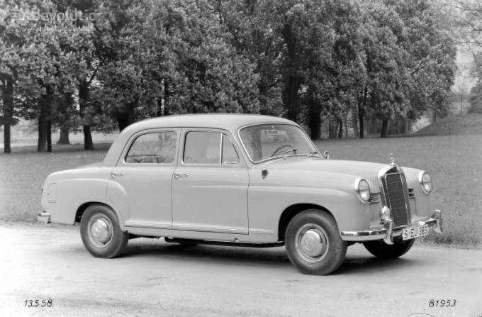 [Histoire] Le Design Mercedes Après la Seconde Guerre mondiale Merce520