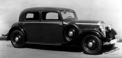 Les Mercedes 230 (W143) 1937 Merce601