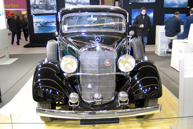 La Mercedes 260D 1936 Retrom18