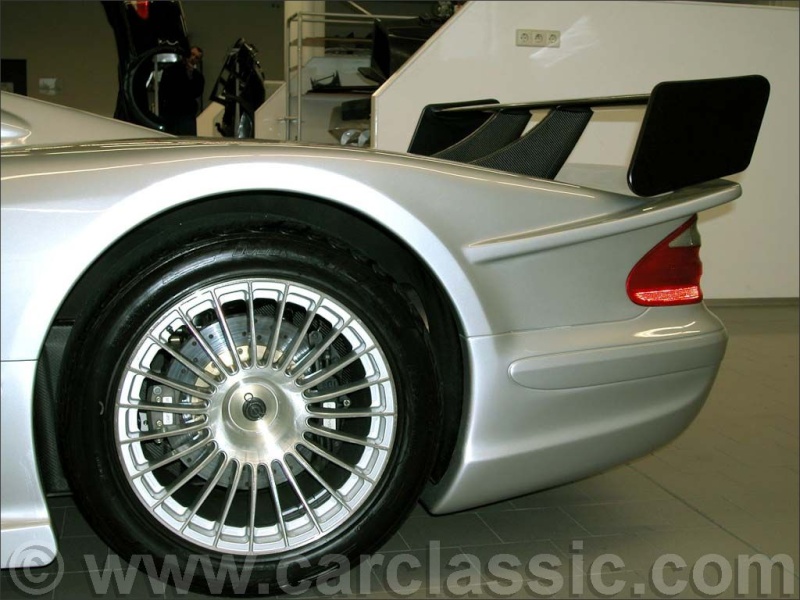 [Historique] La Mercedes CLK GTR (C 297) 1997-1999 Show_i79