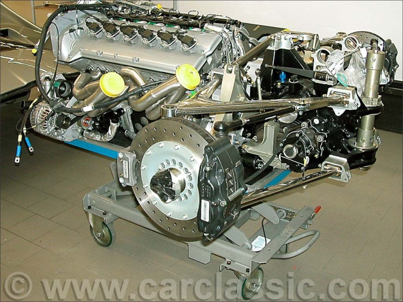 [Historique] La Mercedes CLK GTR (C 297) 1997-1999 Show_i82