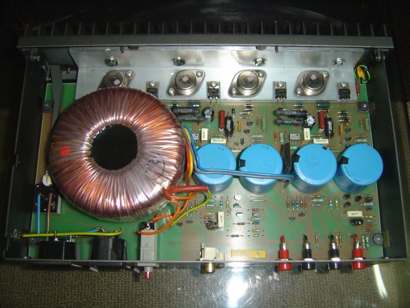 Quad 306 Power Amplifier (Pre-owned) SOLD Dsc01512