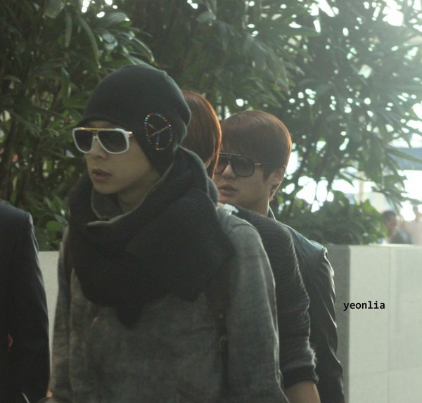 JYJ en aeropuerto de Incheon a Bangkok  1047