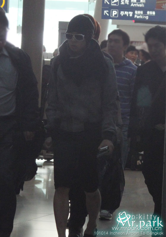 JYJ en aeropuerto de Incheon a Bangkok  1189